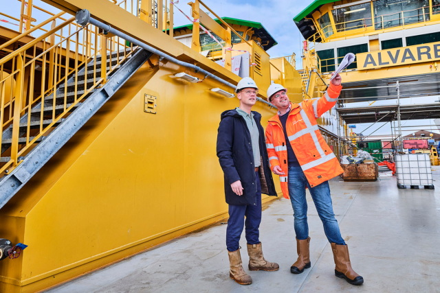 Kroon op je werk Vacaturefoto's met vaandel (2)-1