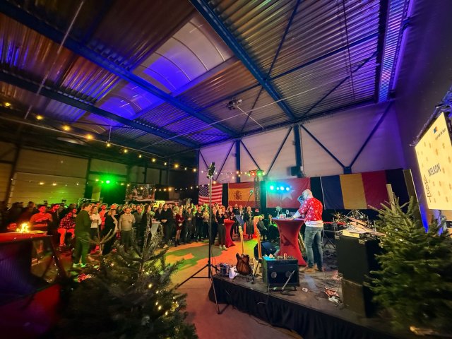 royal van der leun - kerstfeest - christmas party - happy new year (8)-2