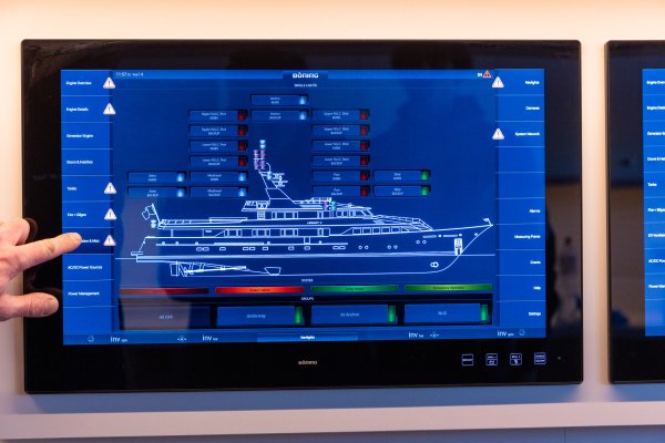 Van der Leun Emerald Media-Creators (LQ)-10